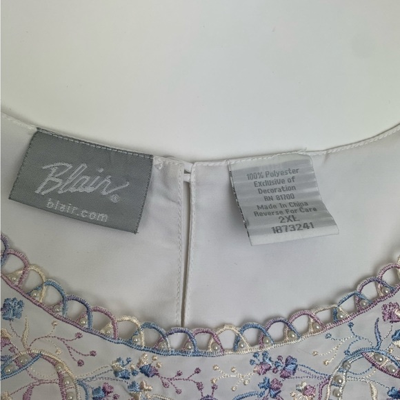 2x Blair white Tank Top with intricate blue and purple detailed collar - Picture 5 of 6